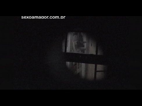 ❤️ Lourinho é secretamente filmado por um voyeur de bairro escondido atrás de tijolos ocos Porno porno em nós pt-br.gayasianporn.ru ﹏