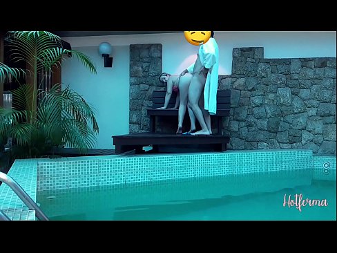 ❤️ Chefe convida empregada para a piscina, mas não conseguiu resistir a um Porno porno em nós pt-br.gayasianporn.ru ﹏